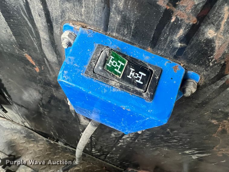 image for item MR9791 New Holland TB120  MFWD tractor