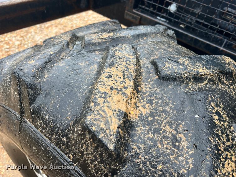 image for item MR9791 New Holland TB120  MFWD tractor