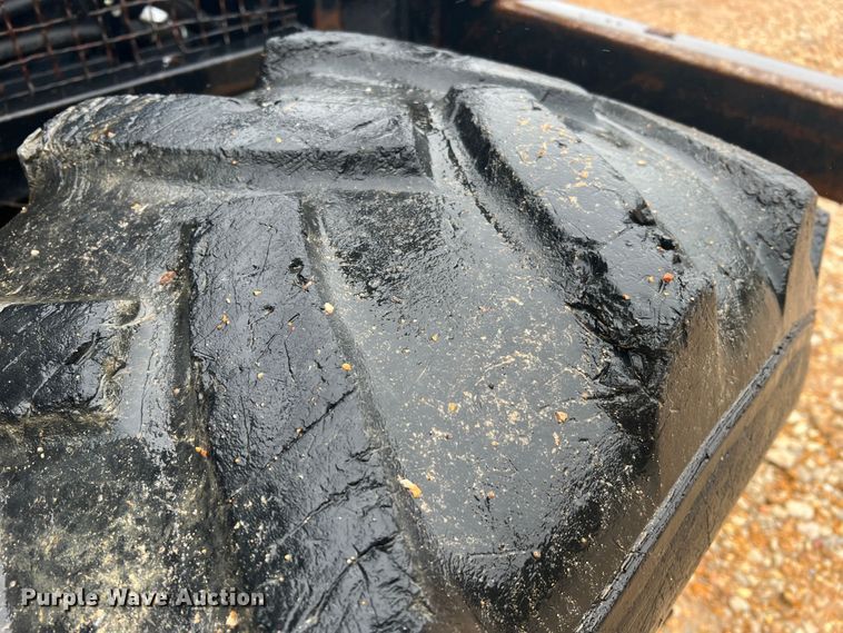 image for item MR9791 New Holland TB120  MFWD tractor