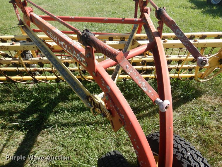 image for item MU9722 (2) New Holland hay rakes