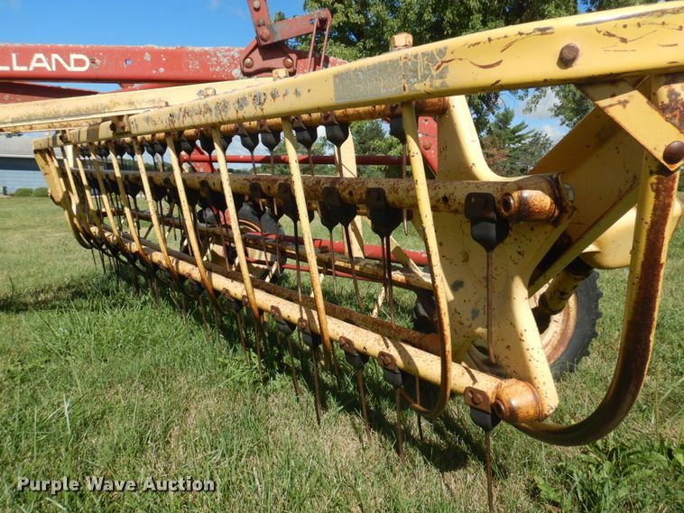 image for item MU9722 (2) New Holland hay rakes