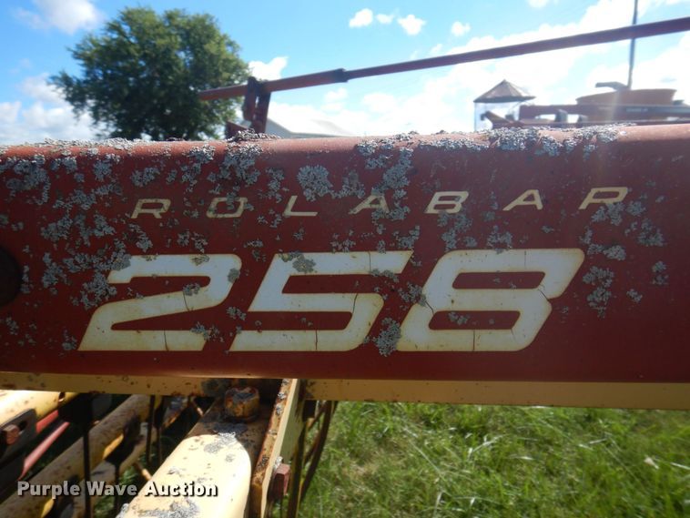 image for item MU9722 (2) New Holland hay rakes