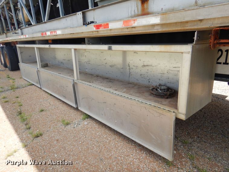 image for item DB7859 1997 Wabash National  flatbed trailer with chiller