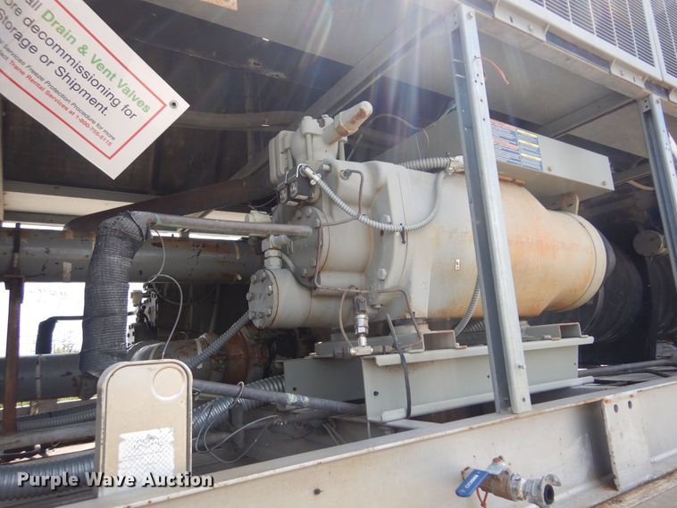 image for item DB7859 1997 Wabash National  flatbed trailer with chiller