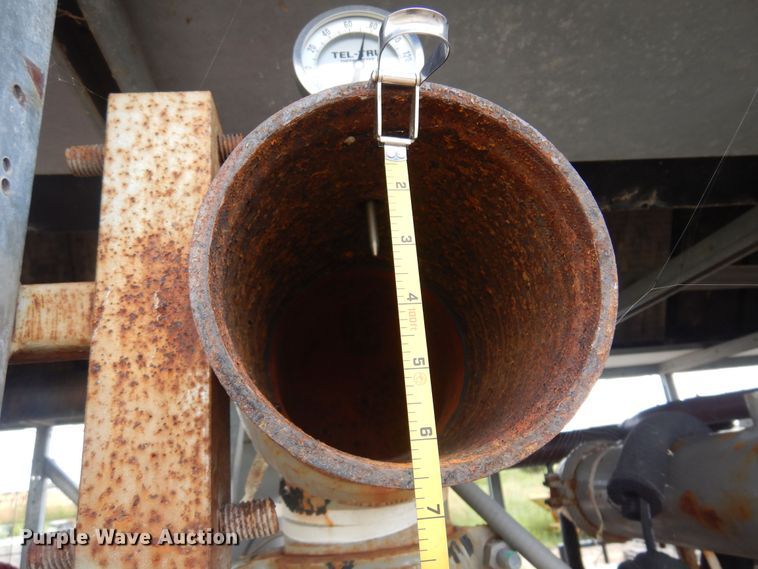 image for item DB7859 1997 Wabash National  flatbed trailer with chiller