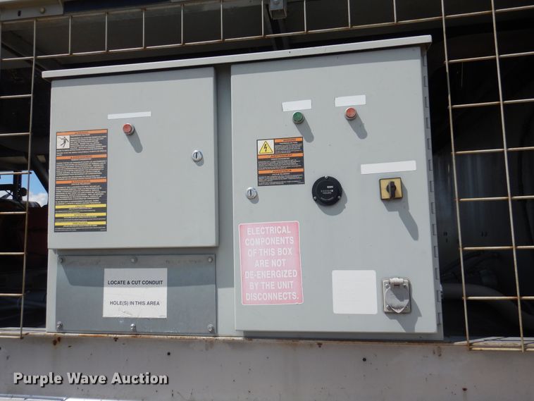 image for item DB7859 1997 Wabash National  flatbed trailer with chiller