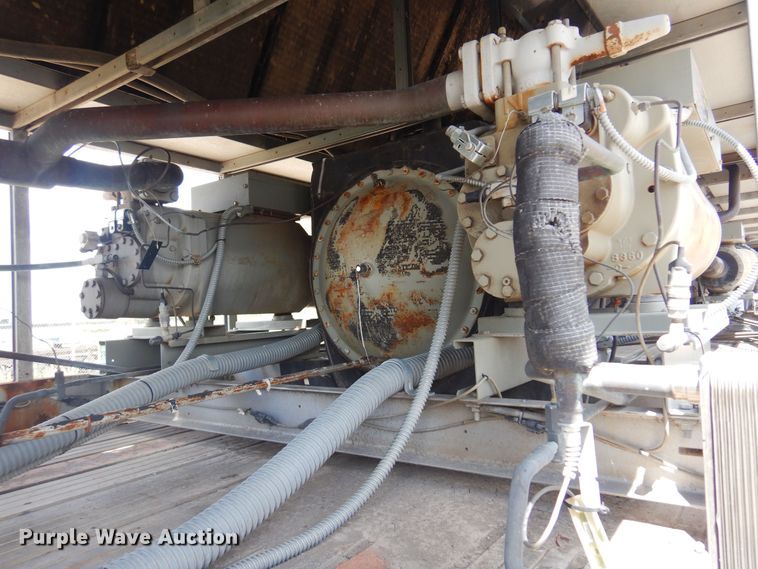 image for item DB7859 1997 Wabash National  flatbed trailer with chiller