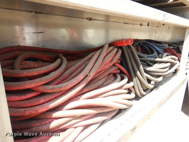 image for item DB7859 1997 Wabash National  flatbed trailer with chiller