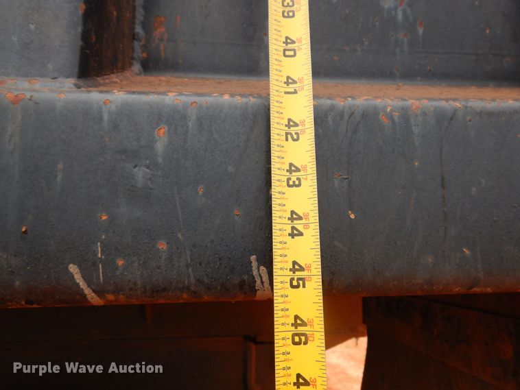 image for item DB7960 1997 International 4900  dump truck