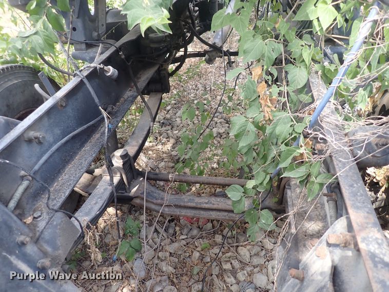 image for item DF8353 1995 Mack CH613  truck cab and chassis