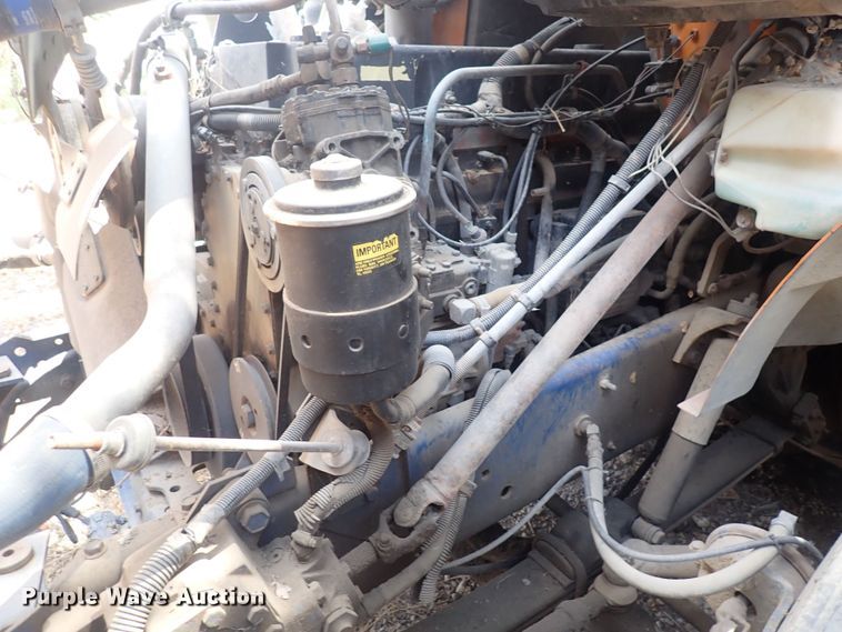 image for item DF8354 1995 International 8200  dump truck