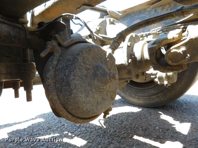 image for item DJ7714 2009 Volvo VNL  semi truck