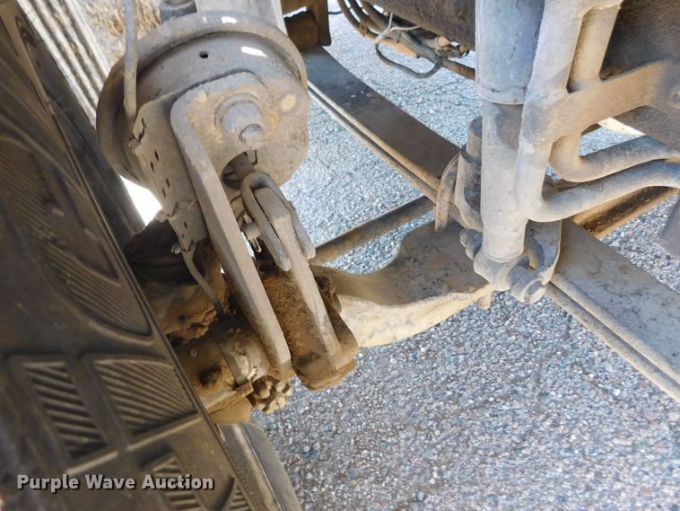 image for item DJ7714 2009 Volvo VNL  semi truck