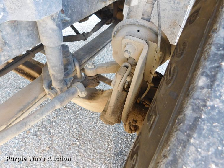 image for item DJ7714 2009 Volvo VNL  semi truck