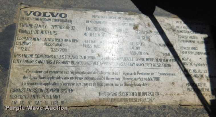 image for item DJ7714 2009 Volvo VNL  semi truck