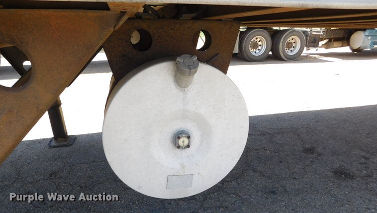 image for item DJ7715 2009 Utility 3000R  refrigerated van trailer