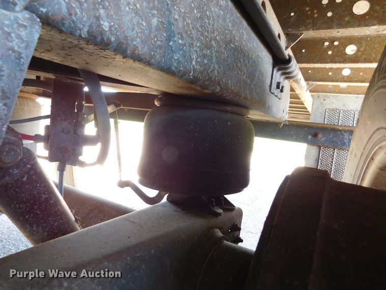 image for item DJ7715 2009 Utility 3000R  refrigerated van trailer