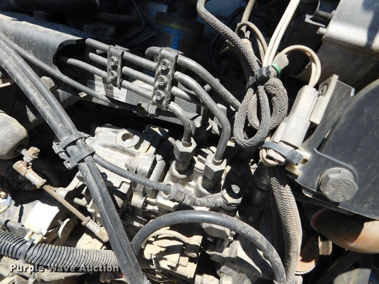 image for item DJ7715 2009 Utility 3000R  refrigerated van trailer