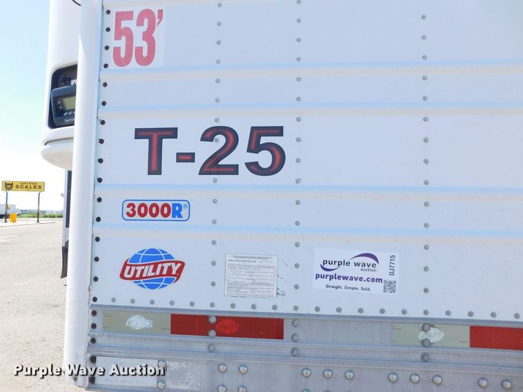 image for item DJ7715 2009 Utility 3000R  refrigerated van trailer