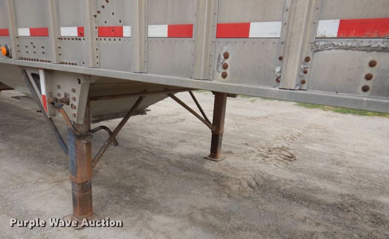 image for item DK2024 1998 Cornhusker 800  grain trailer