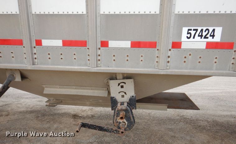 image for item DK2024 1998 Cornhusker 800  grain trailer