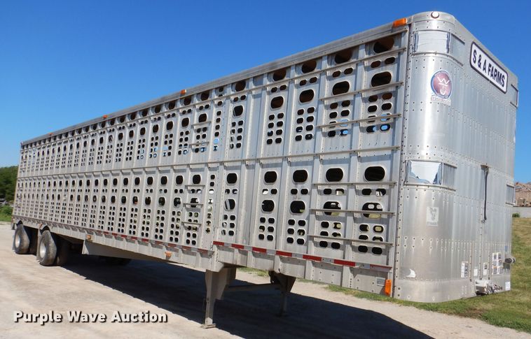 image for item DK2025 2006 Wilson PSADL-400P  livestock trailer