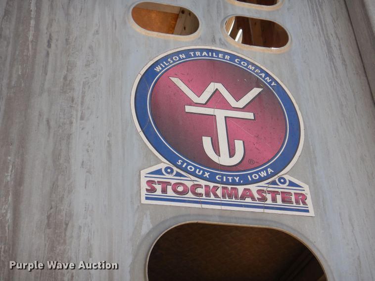 image for item DK2025 2006 Wilson PSADL-400P  livestock trailer