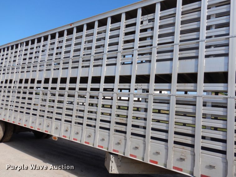 image for item DK2026 2004 M.H. EBY TransPork  livestock trailer
