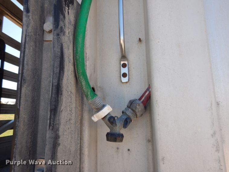 image for item DK2026 2004 M.H. EBY TransPork  livestock trailer