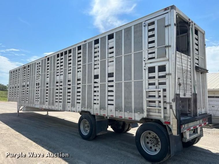 image for item DK2026 2004 M.H. EBY TransPork  livestock trailer