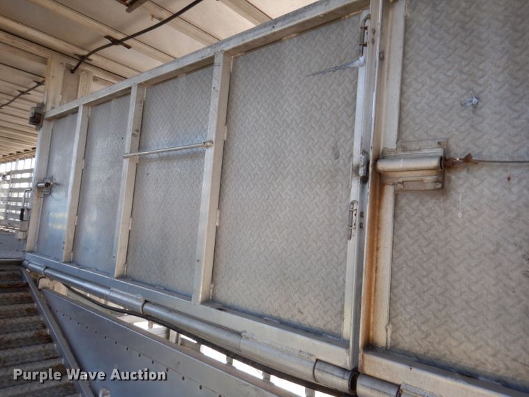 image for item DK2026 2004 M.H. EBY TransPork  livestock trailer