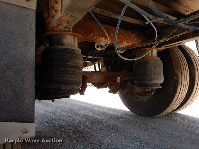 image for item DK2026 2004 M.H. EBY TransPork  livestock trailer