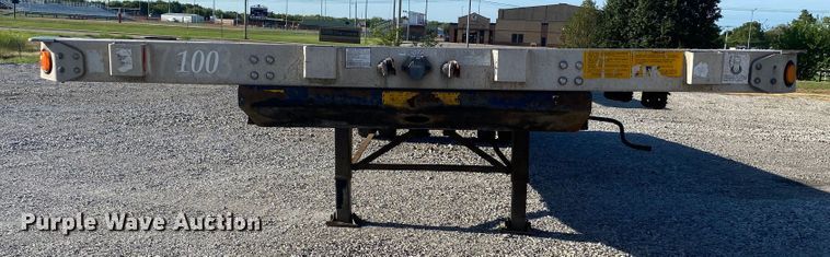 image for item DK6391 2002 Utility Trailers FLBD  flatbed trailer