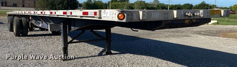 image for item DK6391 2002 Utility Trailers FLBD  flatbed trailer