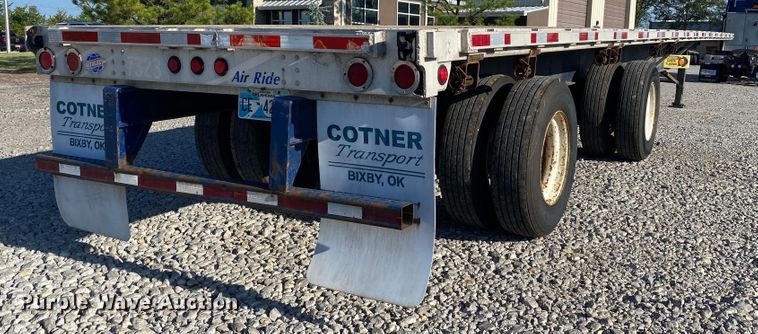 image for item DK6391 2002 Utility Trailers FLBD  flatbed trailer