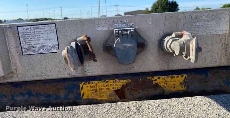 image for item DK6391 2002 Utility Trailers FLBD  flatbed trailer