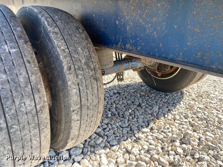 image for item DK6391 2002 Utility Trailers FLBD  flatbed trailer