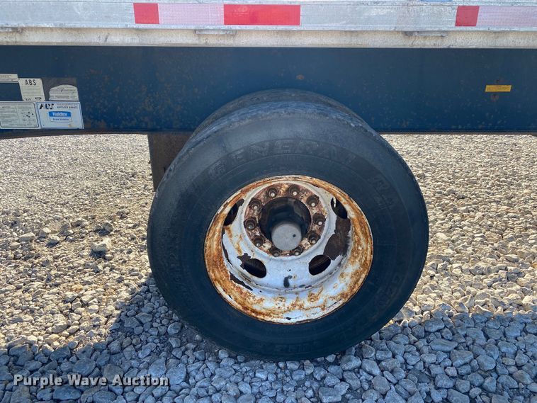 image for item DK6391 2002 Utility Trailers FLBD  flatbed trailer