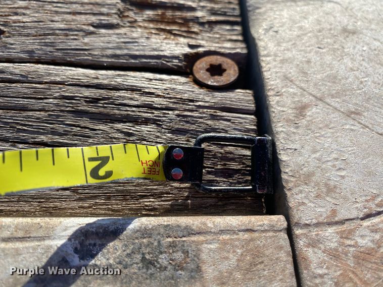 image for item DK6391 2002 Utility Trailers FLBD  flatbed trailer