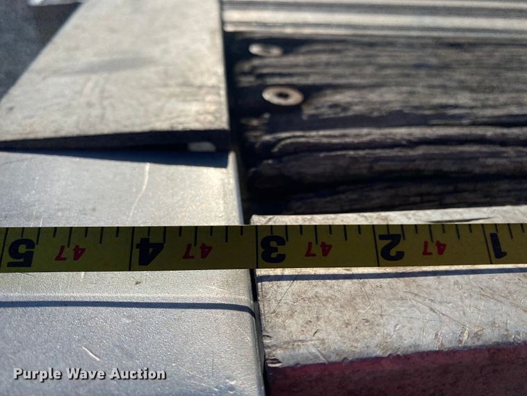 image for item DK6391 2002 Utility Trailers FLBD  flatbed trailer