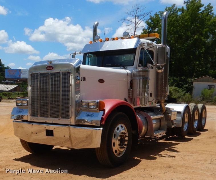 image for item DK6995 2003 Peterbilt 379  semi truck