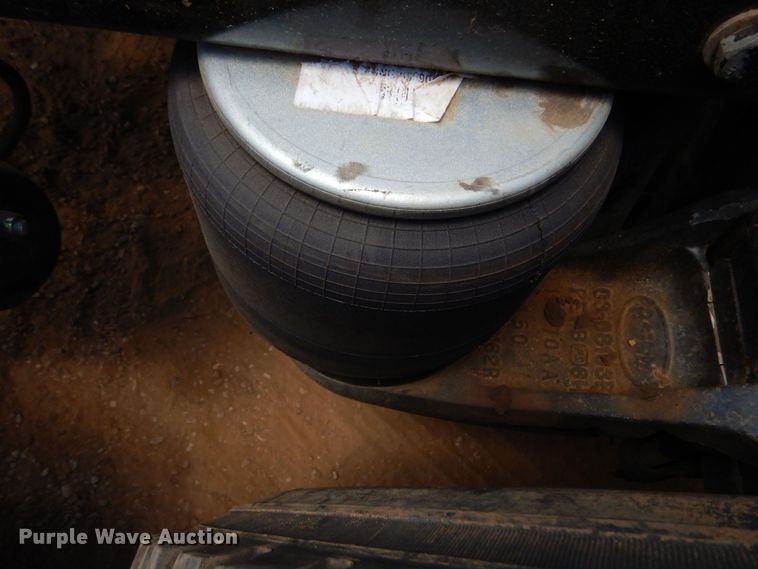 image for item DK6995 2003 Peterbilt 379  semi truck