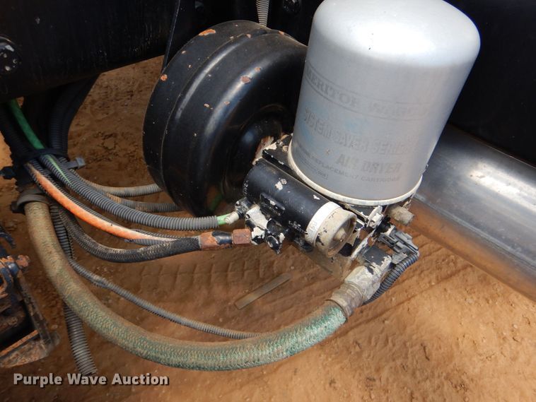 image for item DK6995 2003 Peterbilt 379  semi truck