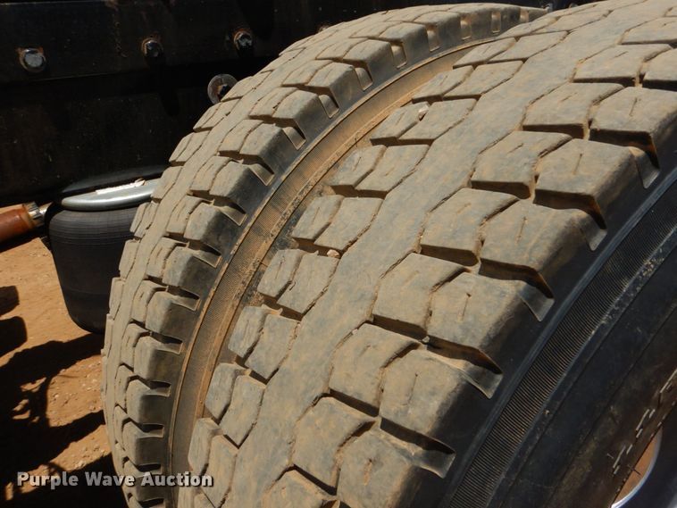 image for item DK6995 2003 Peterbilt 379  semi truck