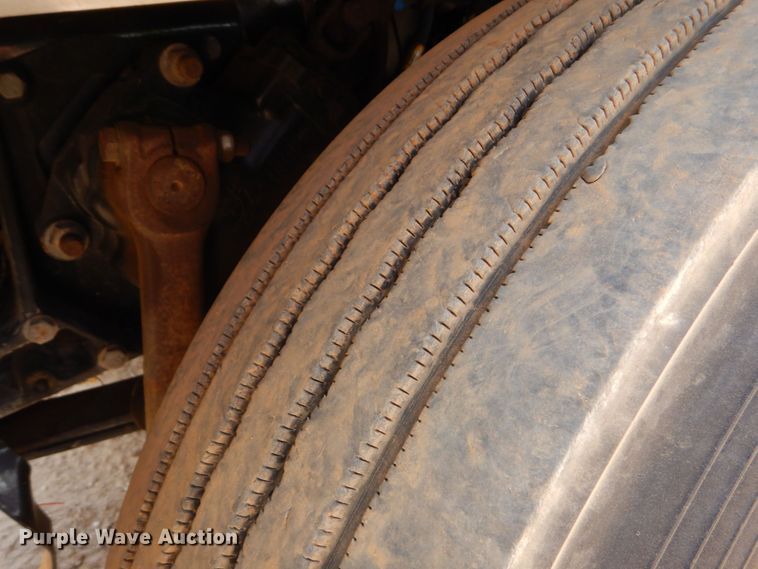 image for item DK6995 2003 Peterbilt 379  semi truck