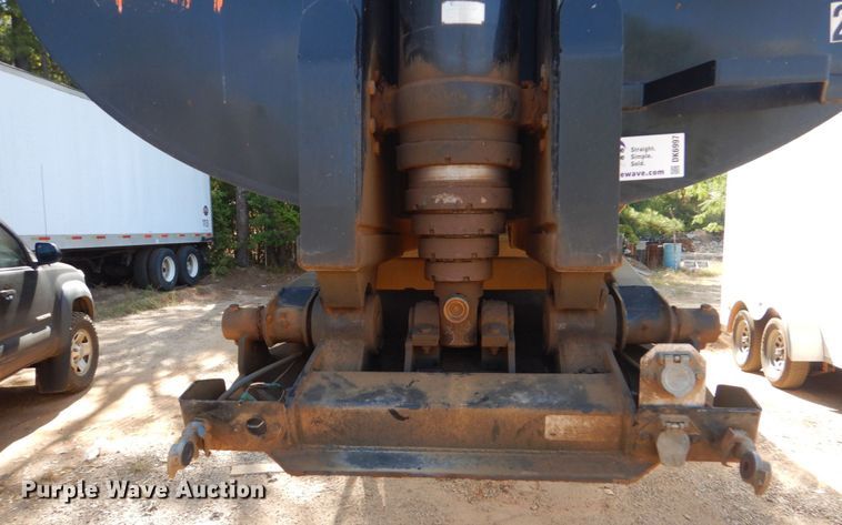 image for item DK6997 2017 Armor Lite SHD32  end dump trailer