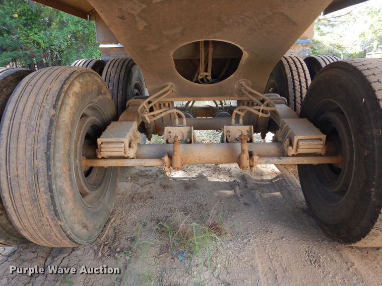 image for item DK6997 2017 Armor Lite SHD32  end dump trailer