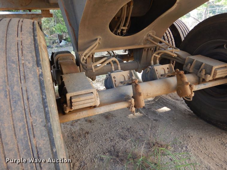 image for item DK6997 2017 Armor Lite SHD32  end dump trailer