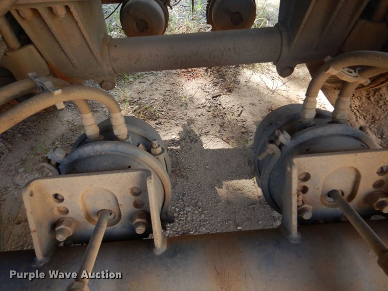 image for item DK6997 2017 Armor Lite SHD32  end dump trailer