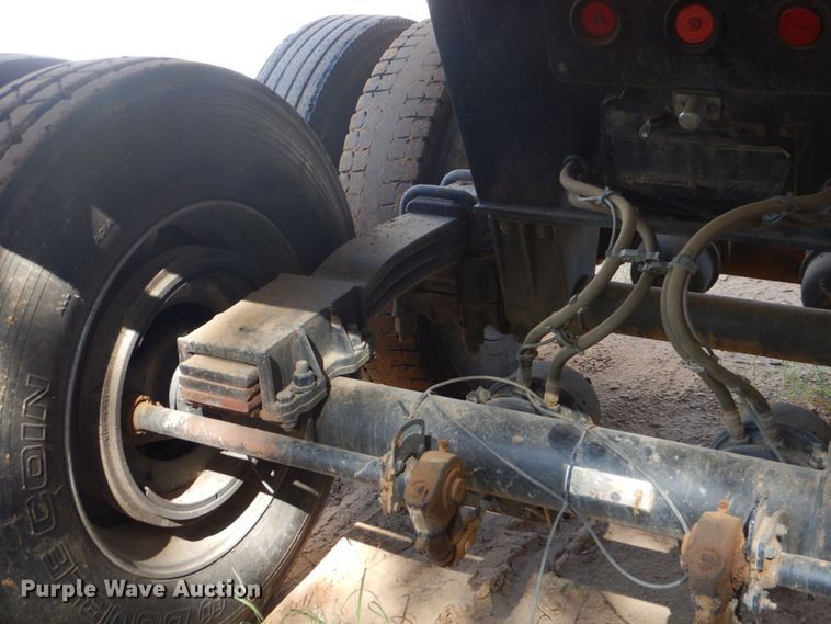 image for item DK6997 2017 Armor Lite SHD32  end dump trailer